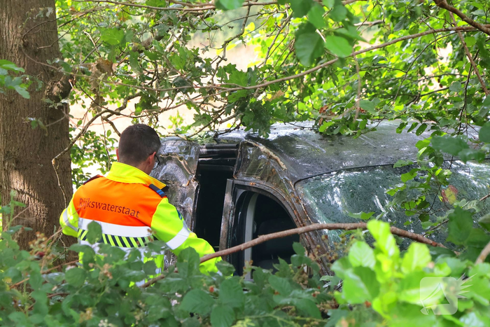 Ongeval met voertuig op snelweg