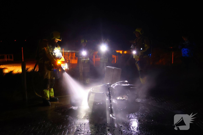 Brandweer ingezet voor scooterbrand
