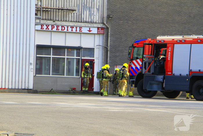 Brand in industrieel gebouw leidt tot ontruiming