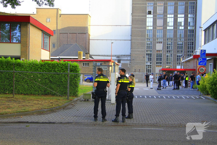 Brand in industrieel gebouw leidt tot ontruiming