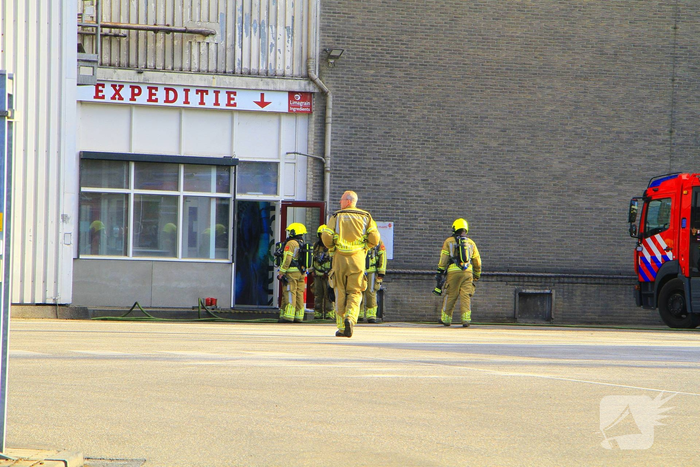Brand in industrieel gebouw leidt tot ontruiming