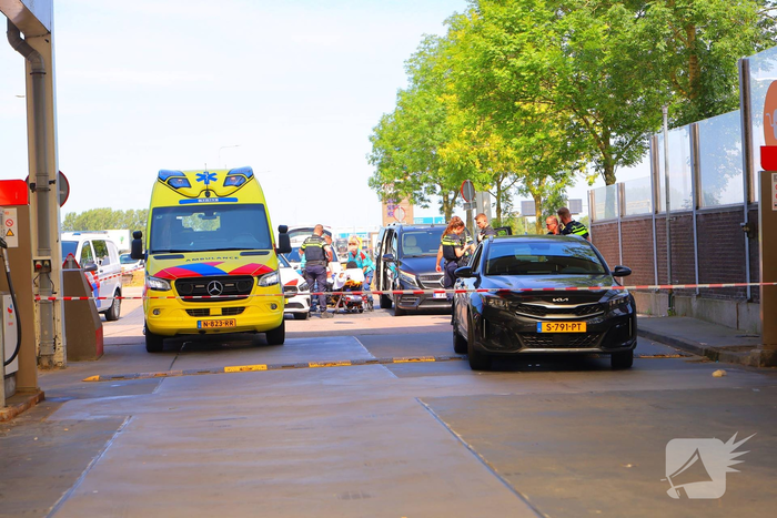 Politie en ambulance reageren op schietpartij