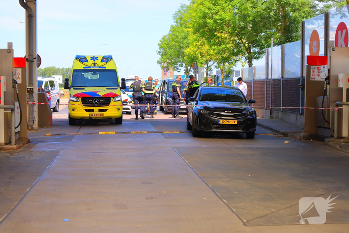 Politie en ambulance reageren op schietpartij
