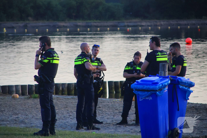 Meisje uit water gered