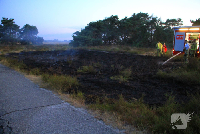 Natuurbrand verwoest heide in Weert
