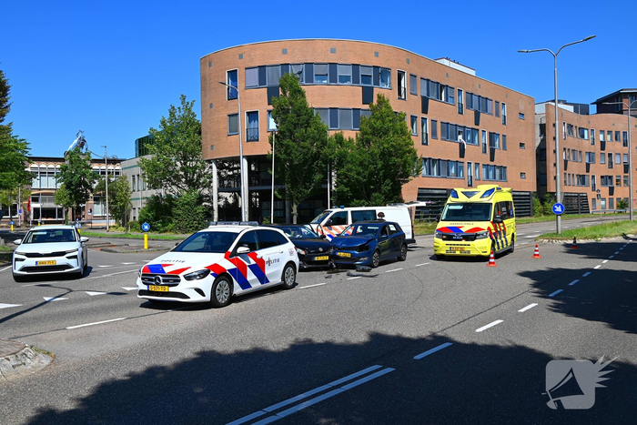 Voorrangsfout leidt tot aanrijding