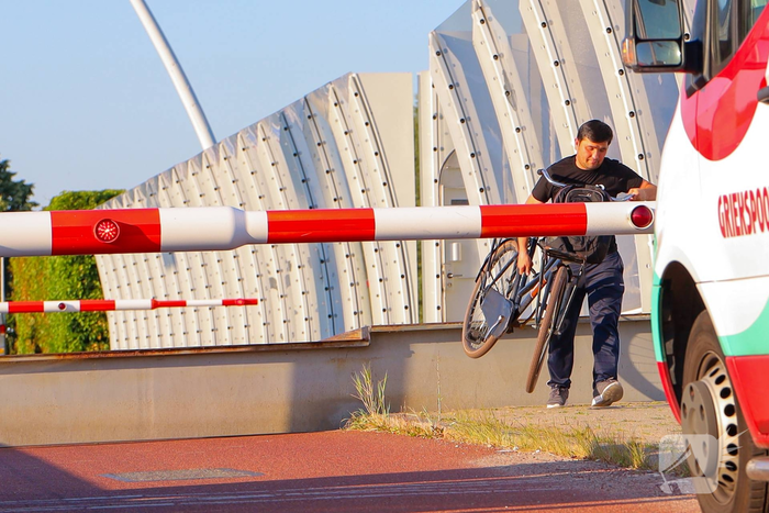 Ophaalbrug blijft open door hitte