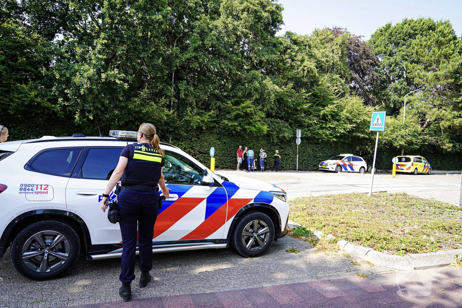 Persoon in elektrische rolstoel gecontroleerd na aanrijding