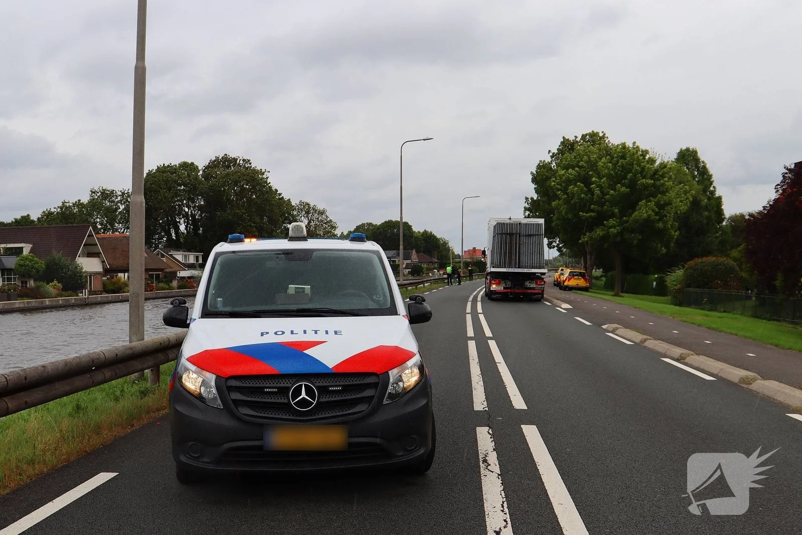 Persoon te water, hulpdiensten opgeroepen