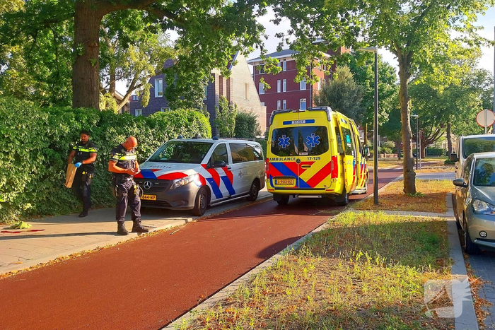 Persoon gewond na val met driewielscooter
