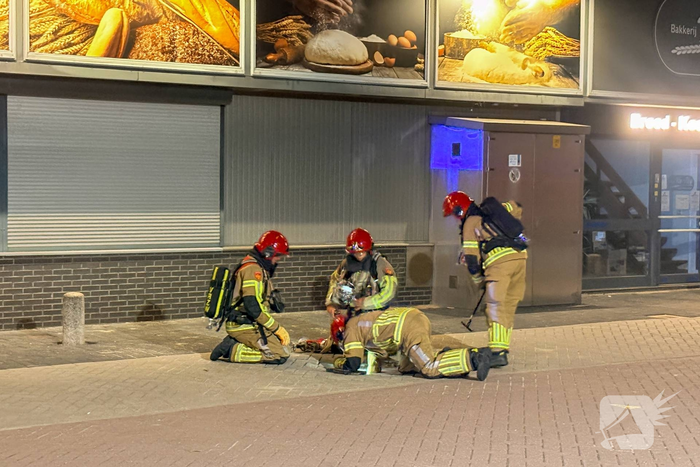 Gasfles ontploft tijdens autobrand