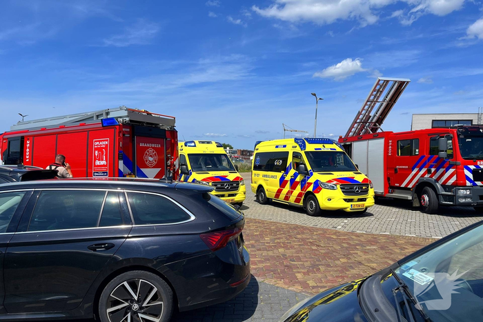 Mogelijke explosie op boot, grote inzet hulpdiensten