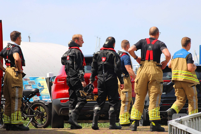 Mogelijke explosie op boot, grote inzet hulpdiensten