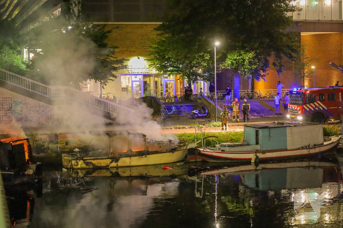 Twee boten verwoest door brand
