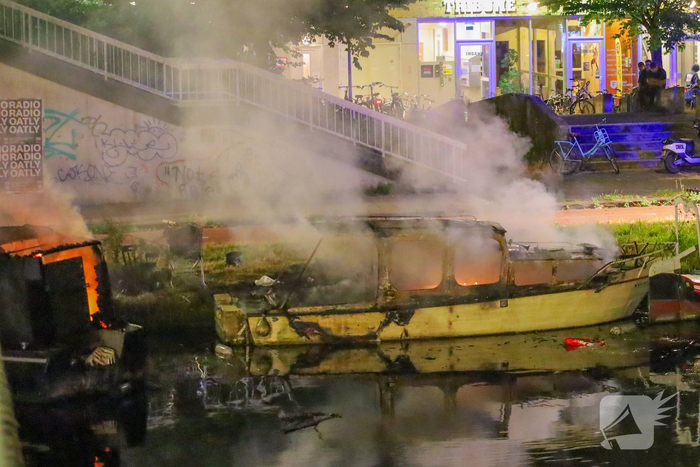 Twee boten verwoest door brand