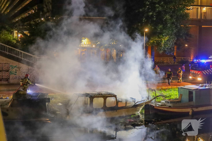 Twee boten verwoest door brand