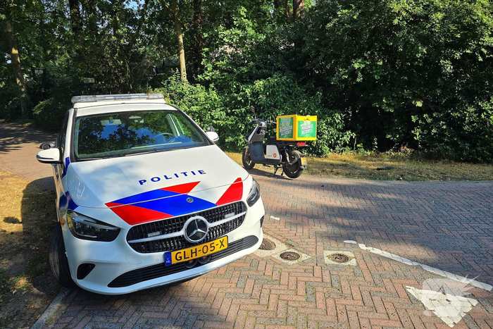 Aanrijding tussen fatbike en bezorgscooter