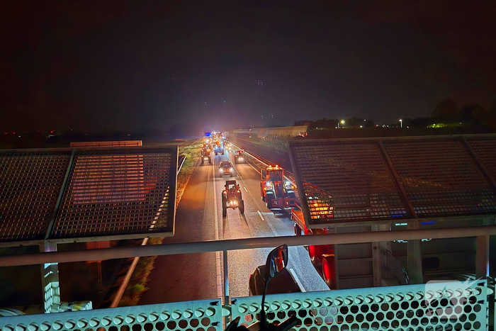 Actie tegen stikstofplannen met lange stoet