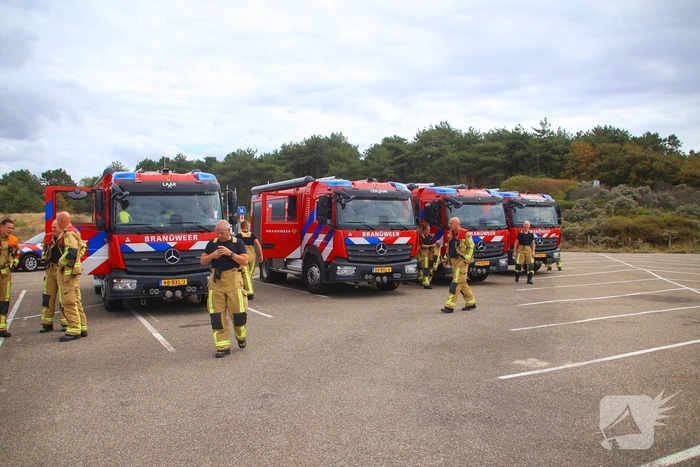 Brand in duinen zorgt voor grote rookontwikkeling