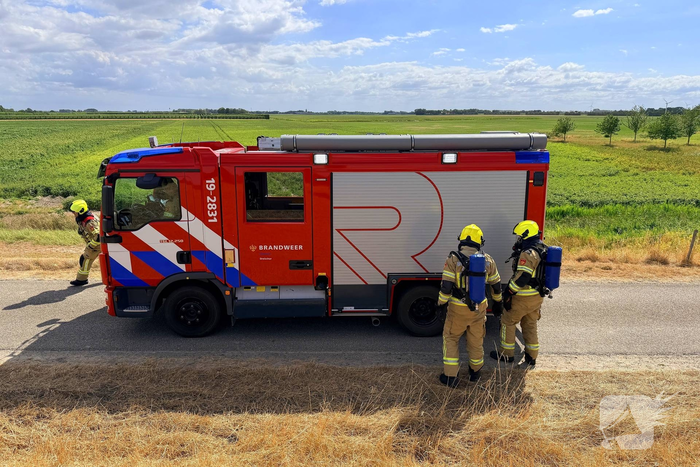 Grasbrand op dijk snel geblust