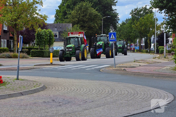 Boerenprotest zorgt voor afgesloten rotonde