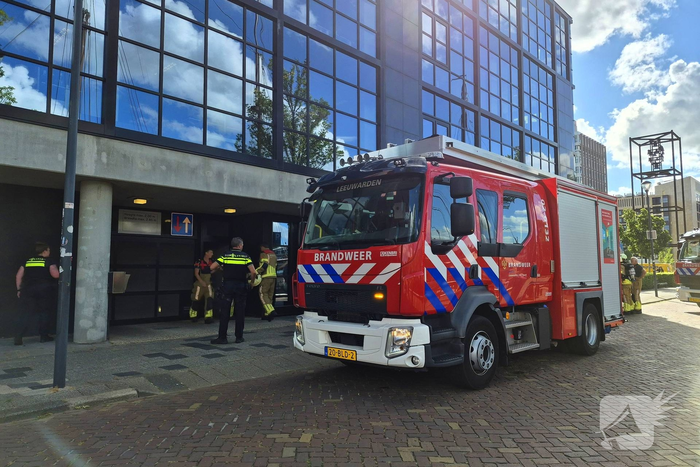 Pand ontruimd na melding van brand in parkeergarage