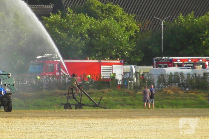 Brand bij camperstalling zorgt voor grote inzet
