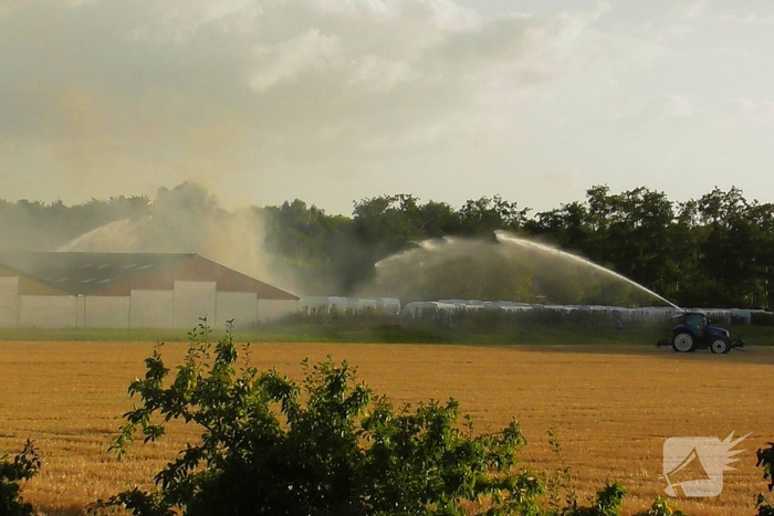 Brand bij camperstalling zorgt voor grote inzet