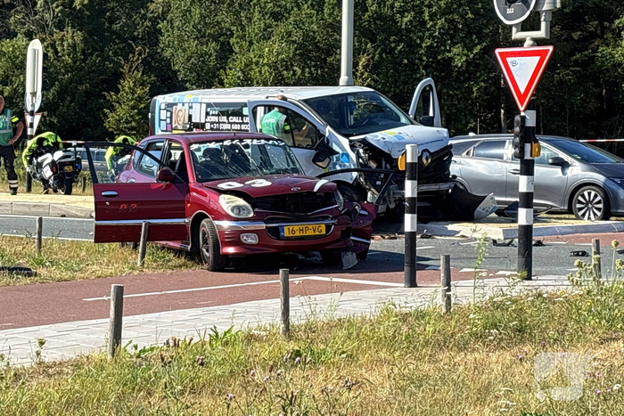 Meerdere gewonden bij aanrijding op N340