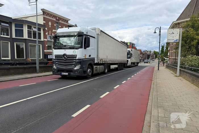 Hinder door niet sluitende brug