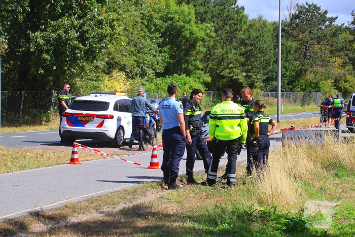 Afslaande fietser gewond bij botsing met scooterrijder