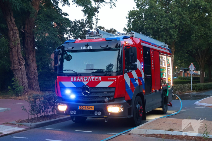 Glazenwassersbusje gaat in vlammen op