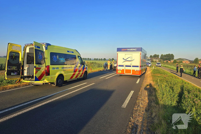Frontale botsing leidt tot meerdere gewonden