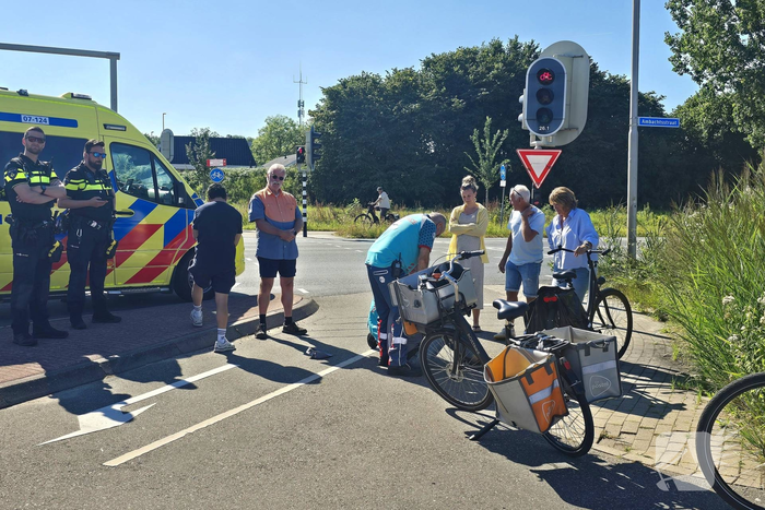 Fietser naar ziekenhuis na ongeval