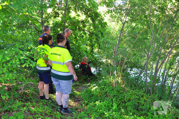 Brandweer redt jonge ganzen uit benarde situatie