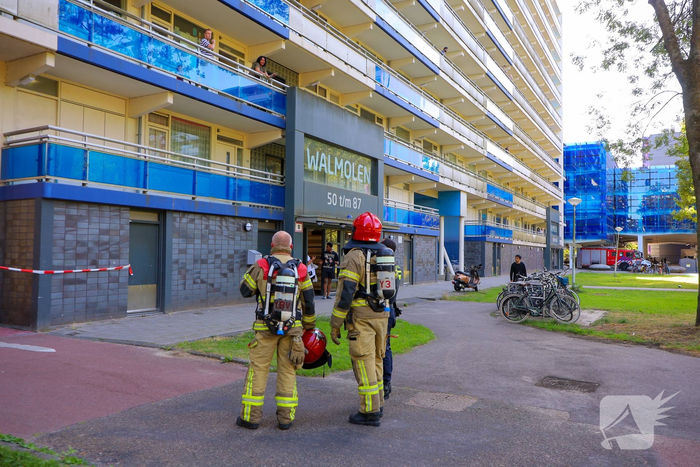 Brand in flat beperkt tot balkon