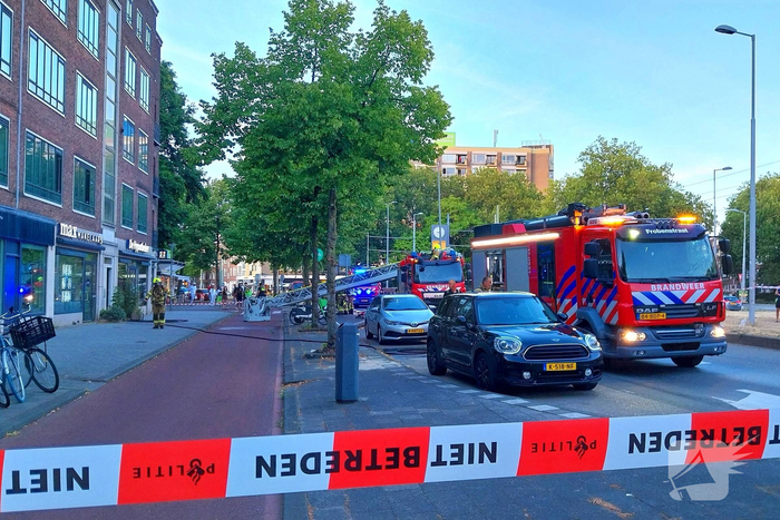 Brand in stoel ontdekt na melding van rook en vuurverschijnselen in portiekflat