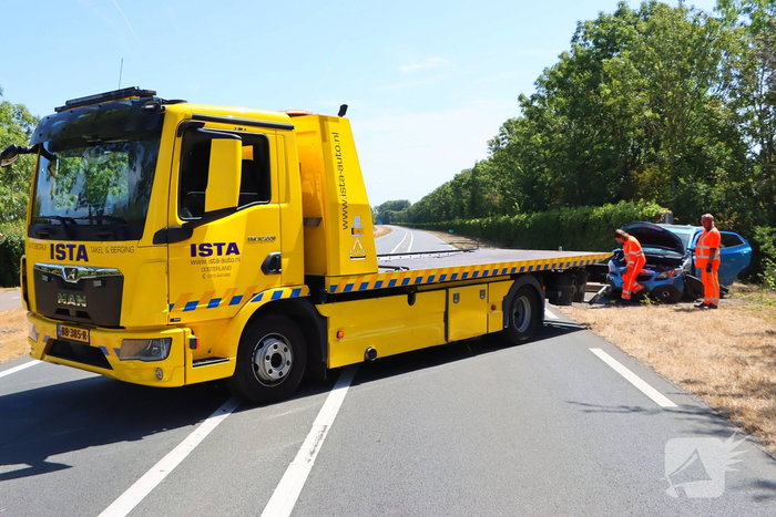 Motor en auto betrokken bij ongeval