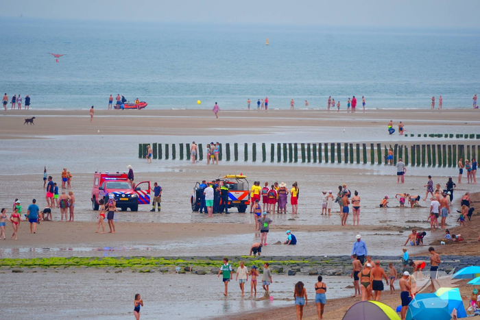 Persoon te water zorgt voor grote zoekactie