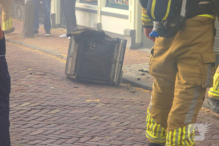 Deur geforceerd om brand in vaatwasser te bereiken