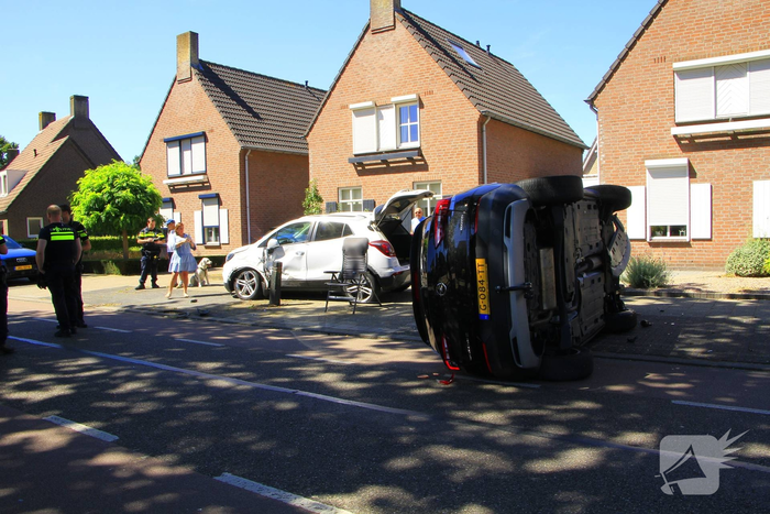 Ongeval op parkeerplaats leidt tot gewonde