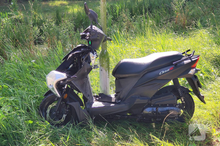 Schade aan scooter na botsing