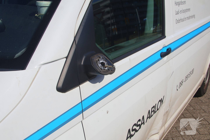 Bestuurder onder invloed van alcohol en drugs aangehouden na aanrijdingen