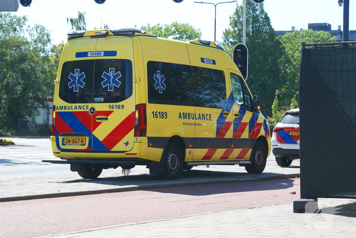 Aanrijding tussen fietsers met letsel