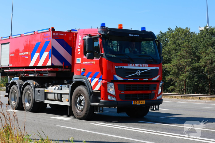 Brandweer schaalt uit voorzorg op bij bosbrand tijdens droogte