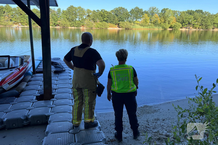 Overleden persoon aangetroffen in recreatieplas