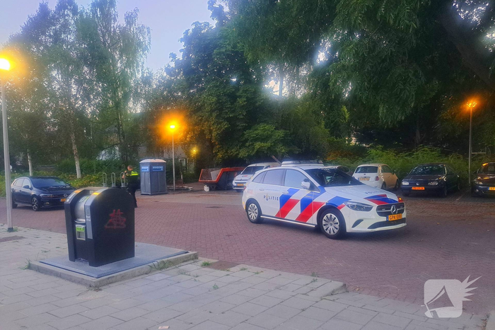 Auto klemgereden door politie, inzittenden op de vlucht