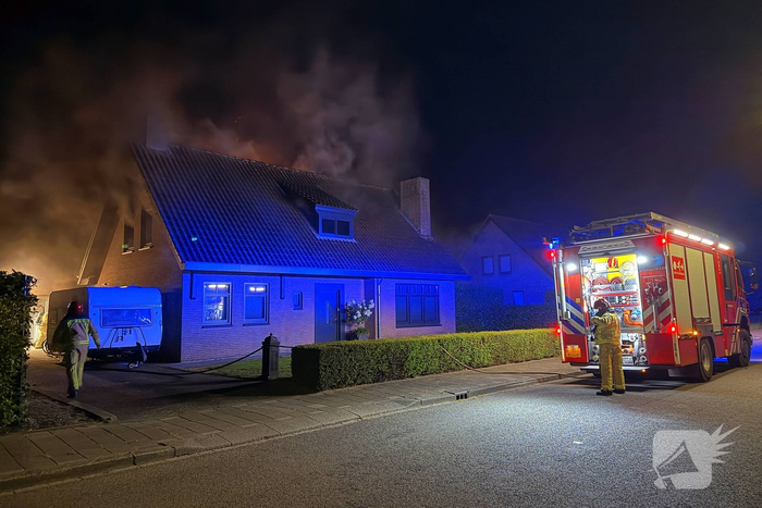 Woningbrand door brandende voerboot