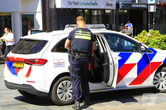 Politie sluit station af na vondst verdacht pakketje