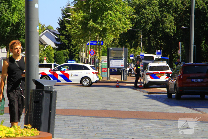 Politie sluit station af na vondst verdacht pakketje